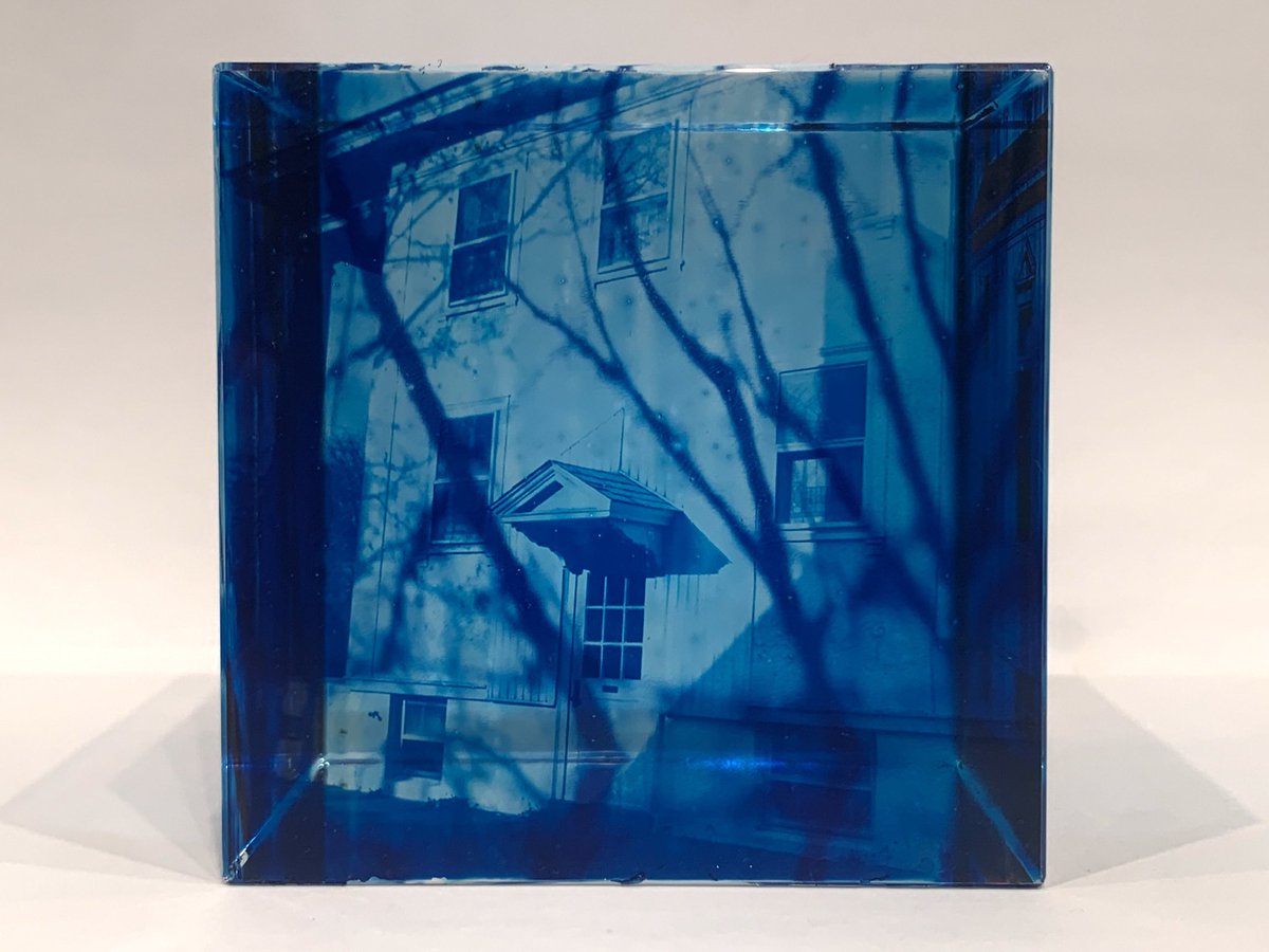 deletedimage's tweet image. inspired by the japanese phrase, “mono no aware”

“a sensitivity to the ephemera”