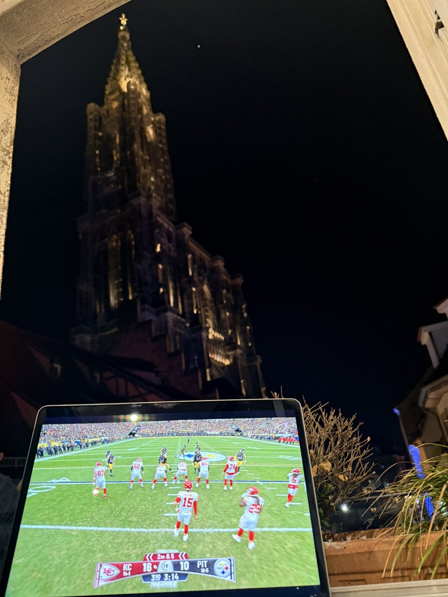 gwillp's tweet photo. Merry Christmas! Live from Strasbourg, France. #NFLonNetflix https://t.co/J4MmDwK91U