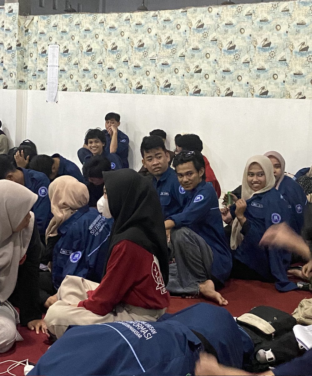 hmjsi_uinam's tweet photo. [🔴LIVE REPORT: MUBES 2024]
Pembahasan GBHK Musyawarah Besar HMJ-SI 2024 https://t.co/1VUPXErMJd
