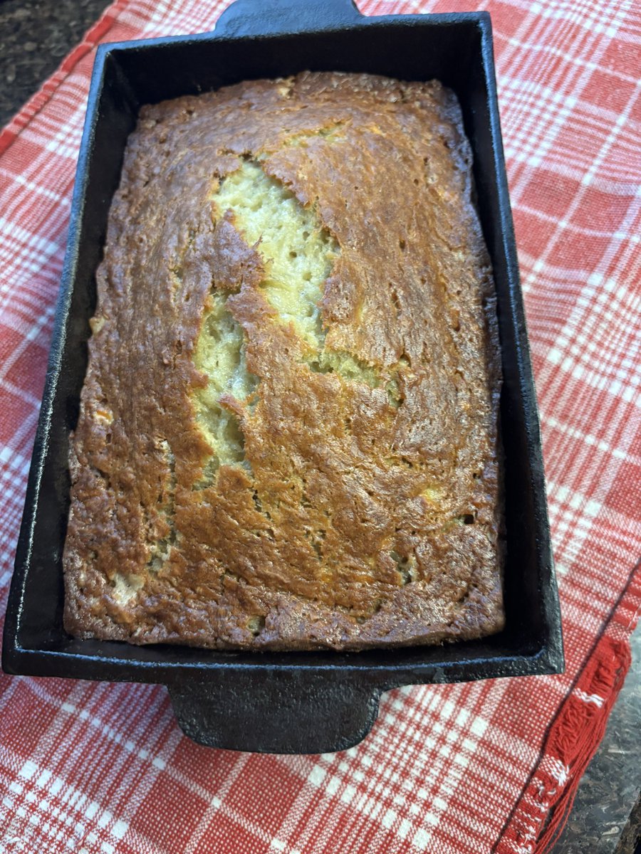 CastRedhead's tweet image. Cast iron banana bread time!