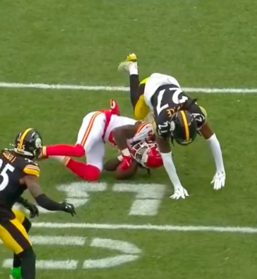 This is a catch apparently for the Chiefs.

Care to explain this using “Replay Assist” <a href="/NFLOfficiating/">NFL Officiating</a> Anything for Mahomes!