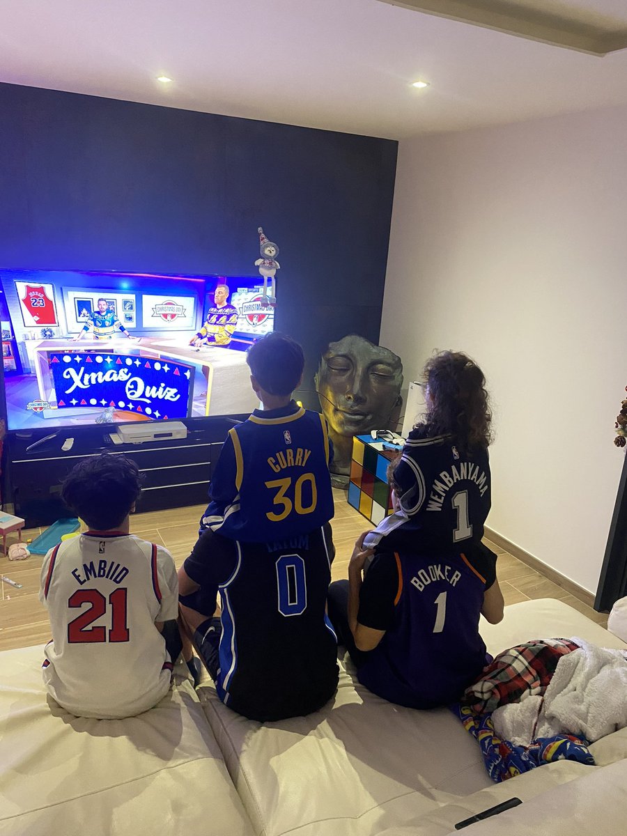 Zo_7 tweet media