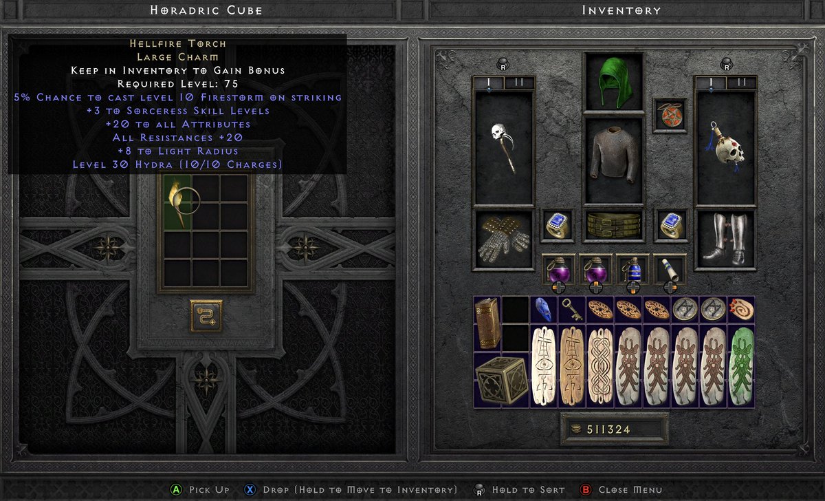 DiabloDad666's tweet photo. My best drop to date. I’ve never found a perfect torch before. Pretty stoked it’s for my sorc. 

#D2R #diablo2resurrected https://t.co/1LFszhlZDc