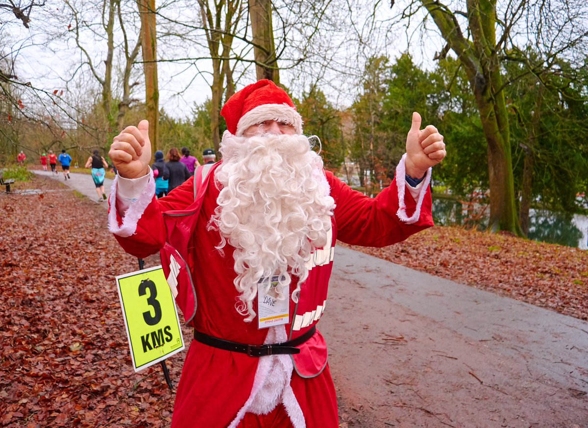 wycomberparkrun's tweet photo. Merry Christmas to our wonderful parkrun community. https://t.co/iFkXFtGMIN