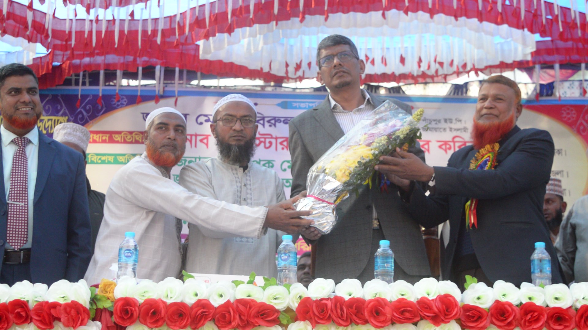 আত্রাইয়ে জামায়াতে ইসলামীর সুধী সমাবেশ অনুষ্ঠিত