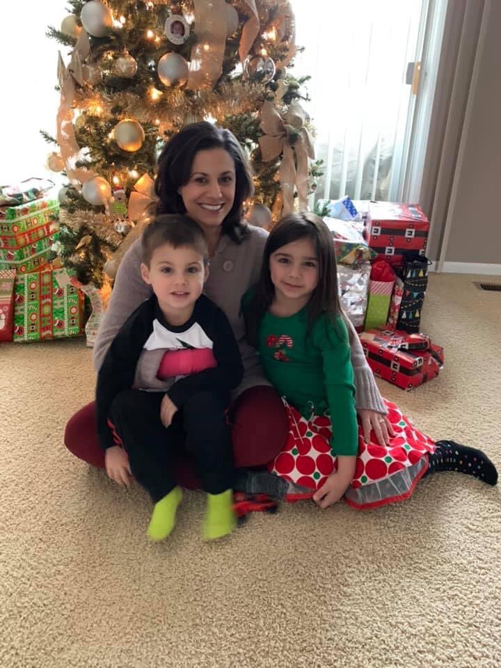 docdaniel's tweet image. Merry Christmas fam! 🎄💚❤️ Hope everyone has a great day!

Went with a pic from a few years ago when I had hair lol