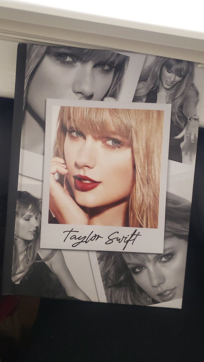 ashsdemon's tweet photo. @swiftalert_13 my aunt knows me to well lol https://t.co/OGeKzmAnEv
