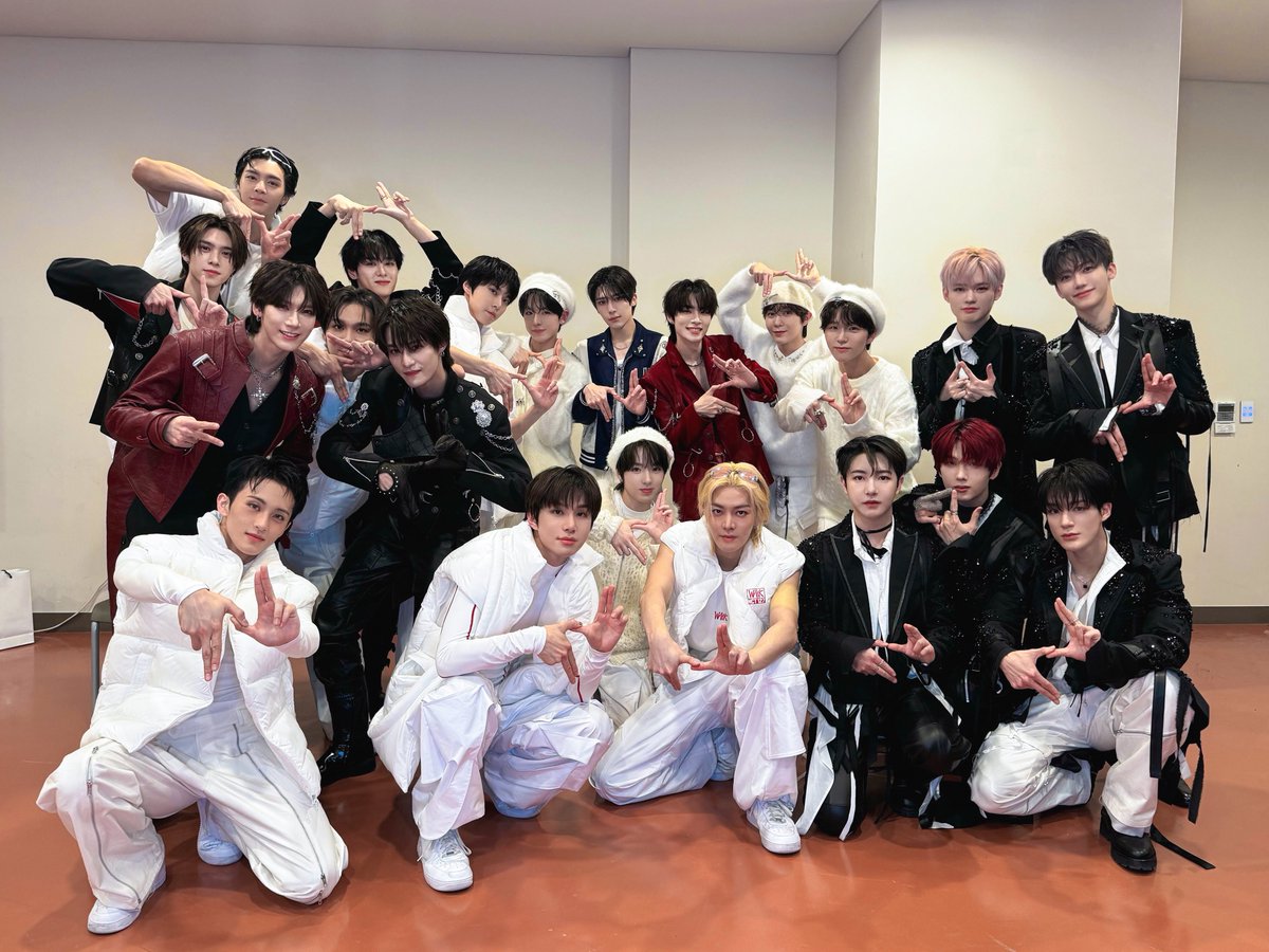 AKUN AKUN YANG BANGGA SAMA NCT!

— A THREAD —