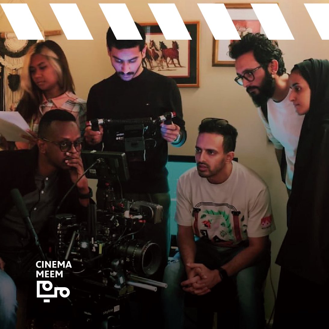 لا يختلفُ اثنان على صِغَر سنِّ الصناعةِ السينمائيَّةِ في المملكة العربية السعودية، وكذلك لن يختلفا على الدعم وإتاحة الفرص المتوافرة حاليًّا، والتي تجعل من بدايتنا المتأخِّرة تاريخيًّا في هذا المجال عَرَضًا زائلًا عمَّا قريب، خاصَّةً إذا ما استُغِلَّت هذه الفرص عبر مواهِبنا