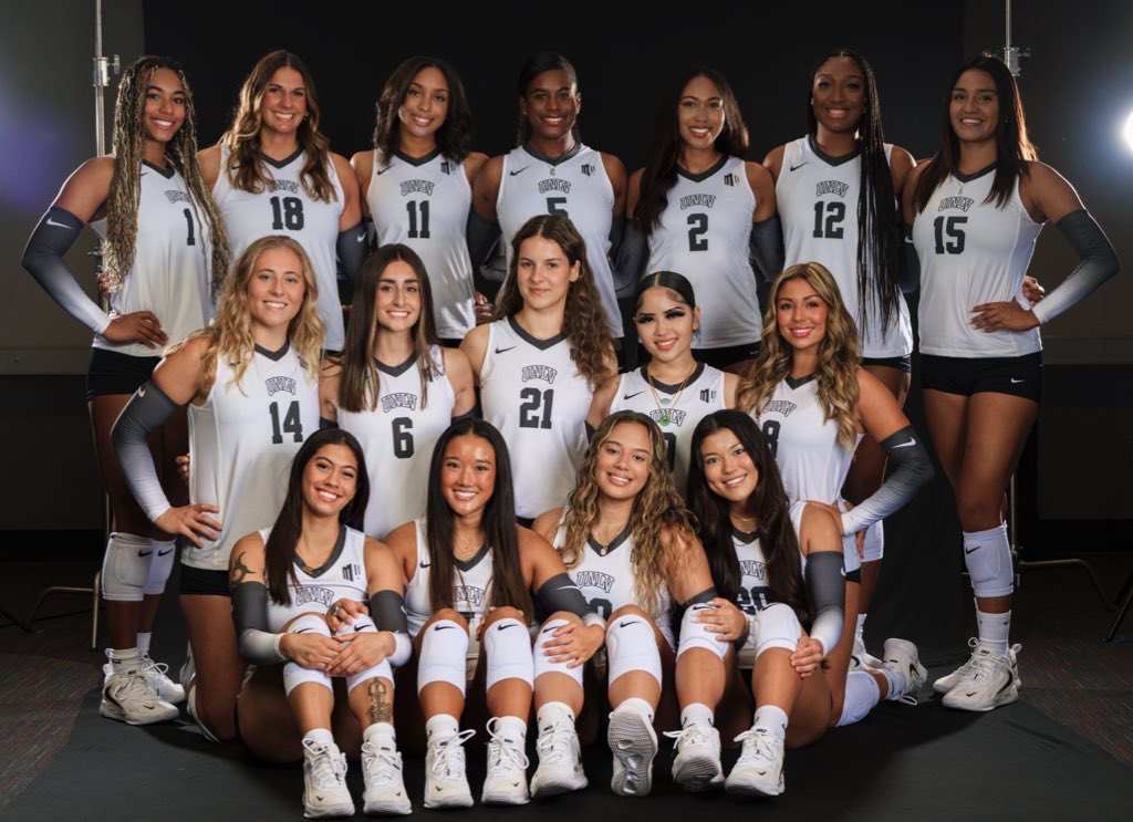Happy Holidays from your Rockin’ Rebel volleyball team! 🎄❤️