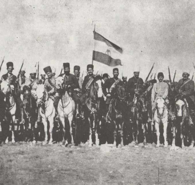 Haghgooie's tweet photo. ستارخان یک پرچم داشت و آن پرچم ایران بود. 

«واقعیت آذربایجان ایراندوستی است».

#طلوع_آفتاب https://t.co/fBLhp3i9vT