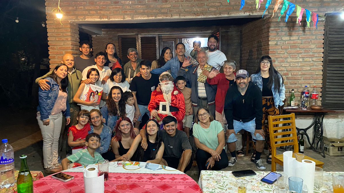 Hermosa cena Familiar ,Papa Noel incluido ❤️❤️❤️