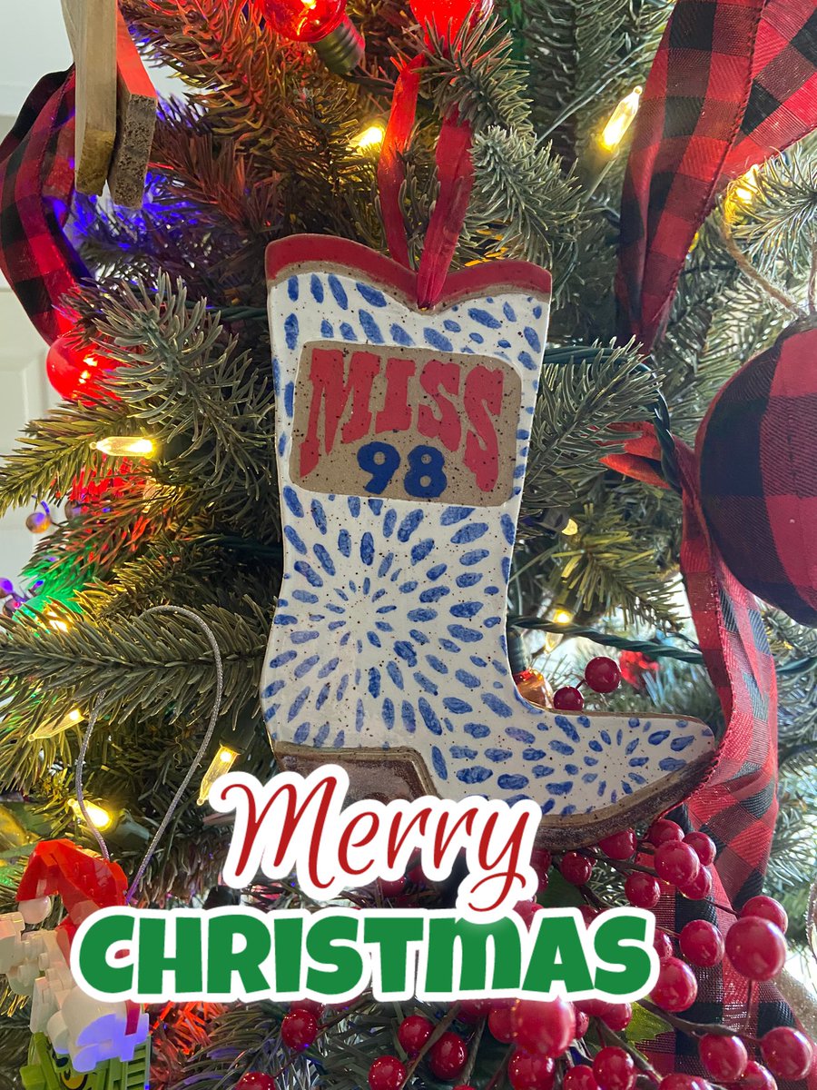 Miss 98 (@miss98fm) on Twitter photo 