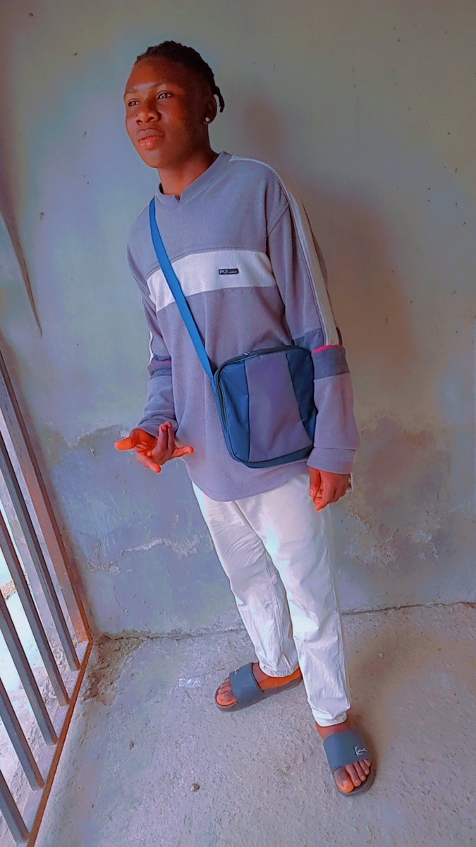 offthug002's tweet image. 😉😉