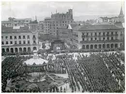 imbecilidad de los gobernadores republicanos era casi imposible dejar oír la voz de nuestras ideas”. La conversación fue cordial, según escribió, y se intercambiaron información sobre la situación en Navarra y Bilbao. Los requetés le reconocieron asesinatos de izquierdistas,