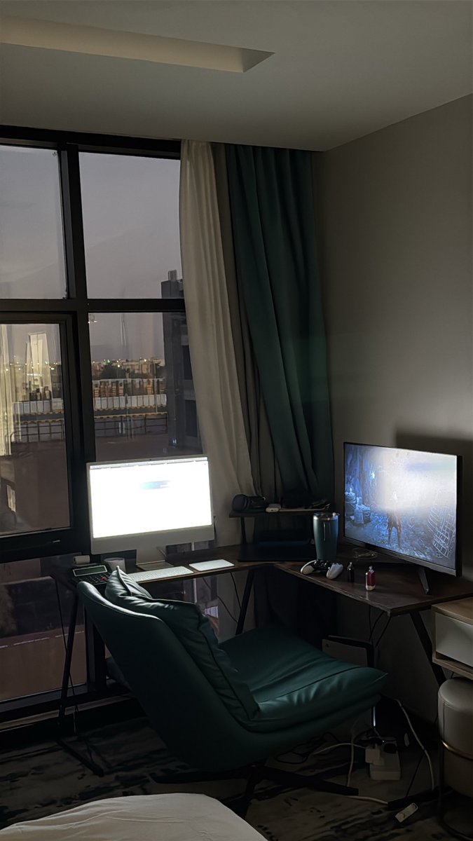 UserMeshal's tweet image. 25 , Dec , 24