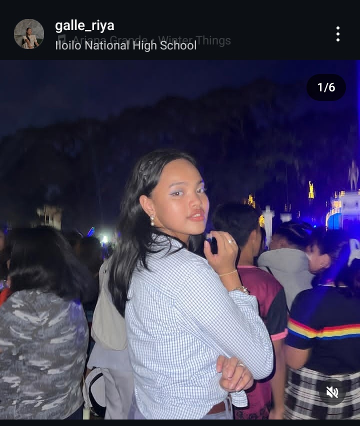 chewienz_'s tweet photo. AYAW TAWAGIN NA SCAMMER SI ANTIH KO 🤣

ano na Lyn Noquez kailangan na kailangan nung tao yung 14,500 lalo na need nung friend ko yung 7,500 para sa tix ng tito nya para makauwi na dapat ngayong Christmas ( para dapat sa tuition nya yun ipapa refund nya pero itong si ate gurl + ) https://t.co/lzUKGD2LoR