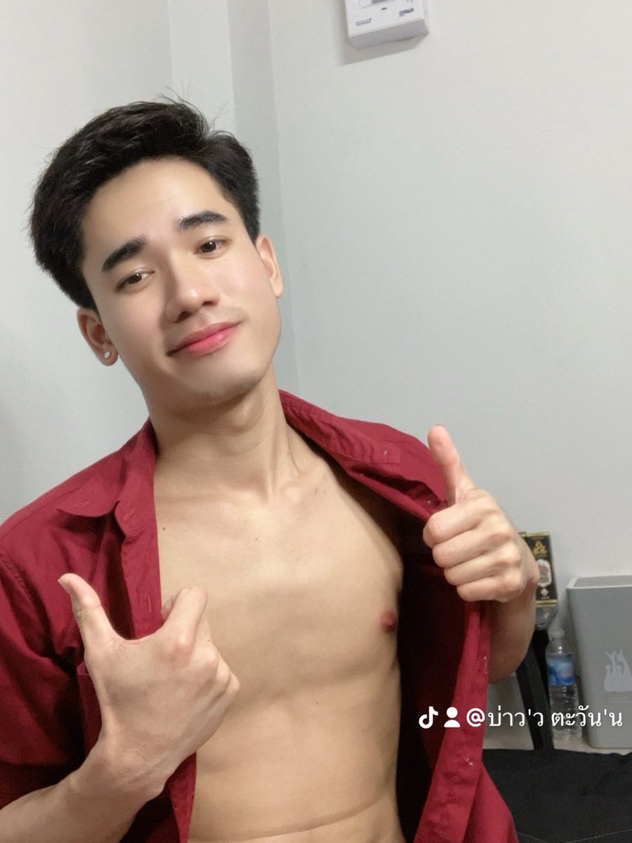 tw_0941T2's tweet photo. สถขสันต์วันคริสต์มาส🎄✨ https://t.co/9jTmd8vkUz
