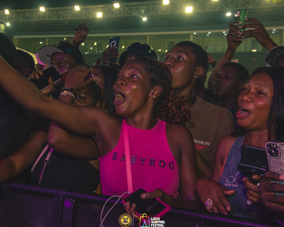 LagosShopFest's tweet photo. Eko for show🙌🙌🙌🥳🥳
Moments from the past 2 days of the beautiful Lagos Shopping Festival...
A thread 🧵🪡
@adekunleGOLD started this thing!!!

#LagosShoppingFestival #LagosShopFest https://t.co/LfBZ9H5jEM