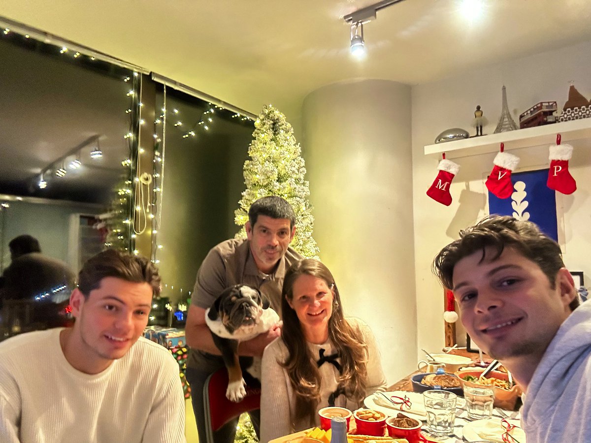 🙏🏼❤️🌲🎅🎄‼️ Merry Christmas! Feliz Natal! All the best and great blessings to you and family! God bless all! <a href="/RealtorAnab/">Ana P Bezerra</a> <a href="/vbezerra7/">Victor Bezerra</a> <a href="/lukabezerra9/">Luka Bezerra</a>