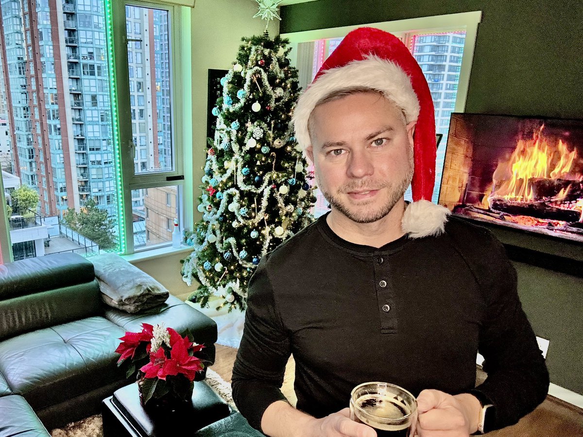 br_webb's tweet photo. I’ve been on Santa’s naughty list all year, but look how cute I made Christmas morning!
#NaughtyAndNice #SlayingChristmas #HolidayMood #ChristmasAF #ChristmasMorning #MerryChristmas #MerryAndGay #ChristmasVibes #HolidaySlay #SantaBabe #ChristmasTreeGoals #HappyHoligays https://t.co/iFyNopAcbJ