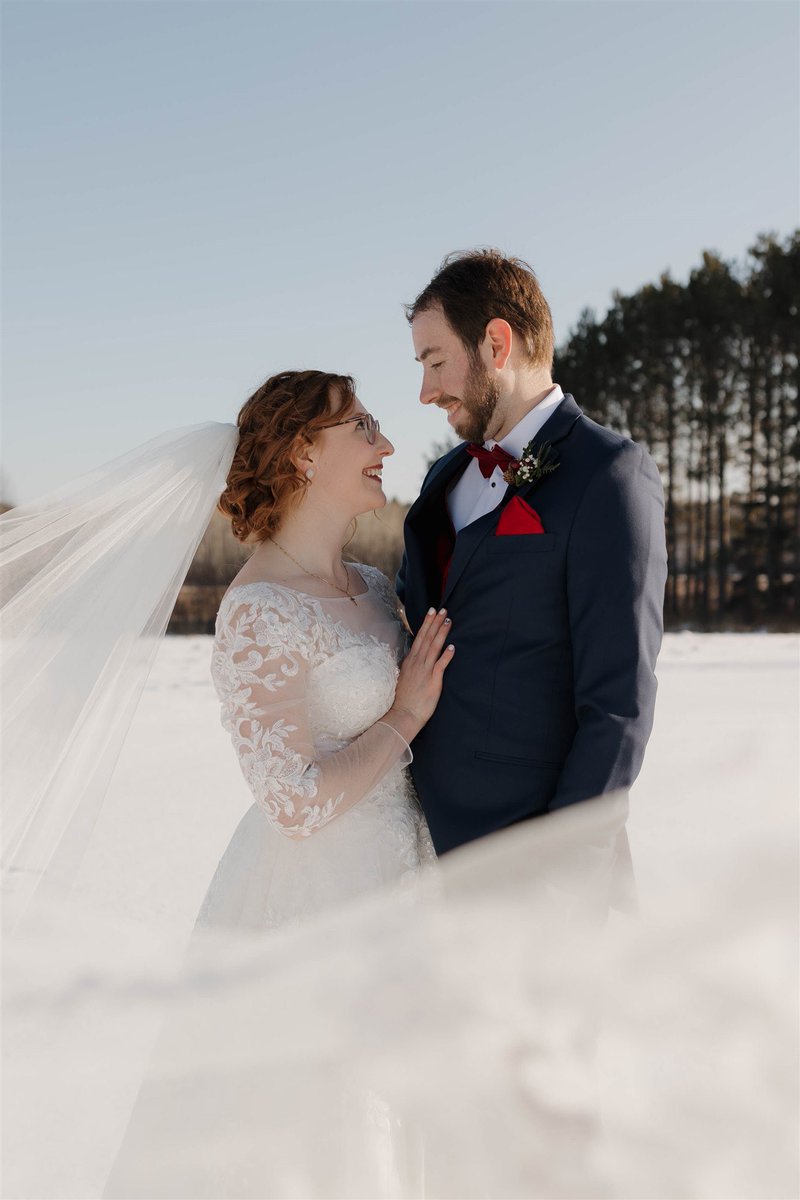 BBCoachV's tweet image. What a beautiful day! Congrats to @tuck_vahle33 and @17mjewel on your marriage! We love you both very much!!

Photo credit: @sophiajuliettephoto