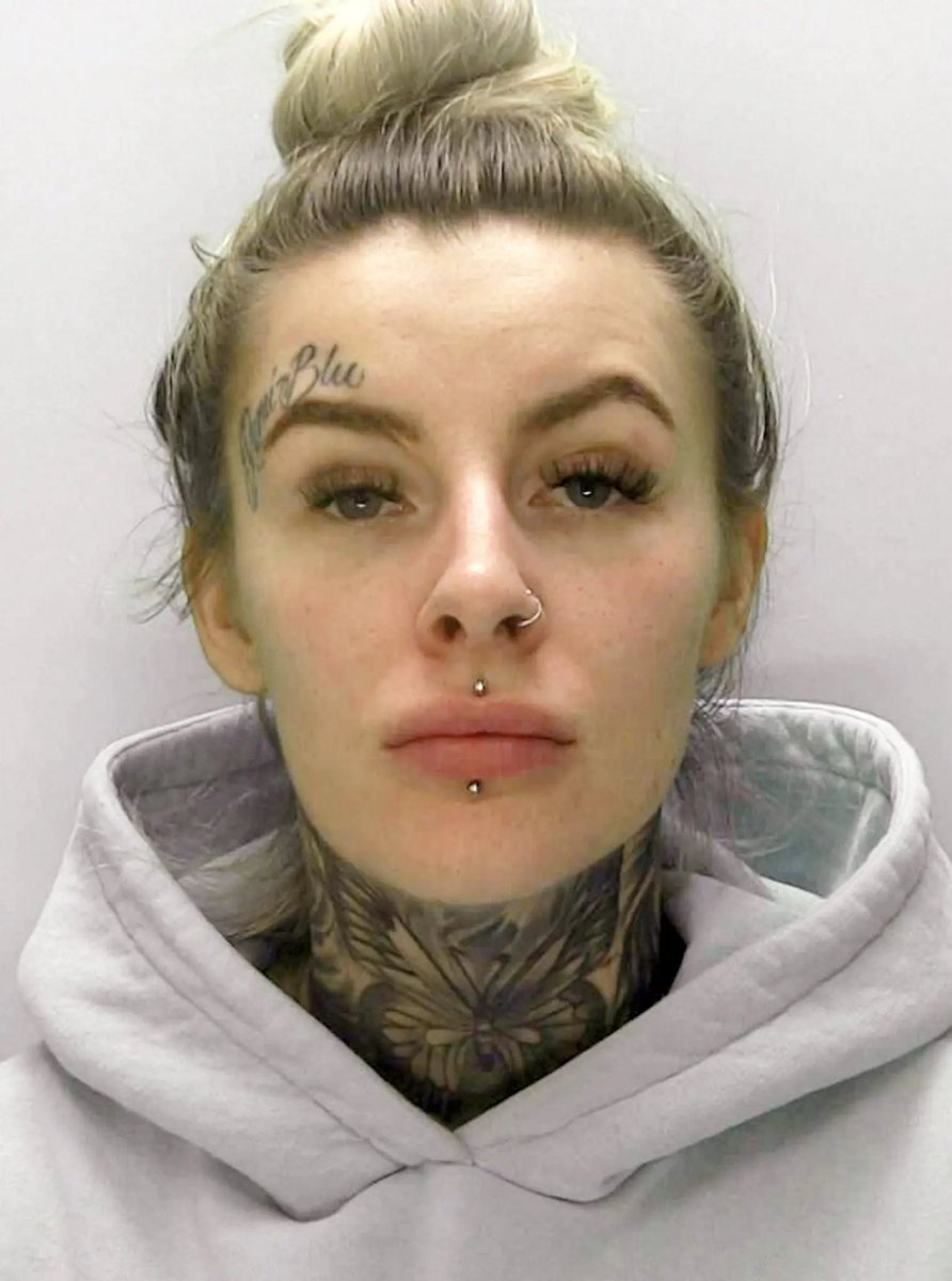 SeeRacists's tweet photo. ‼️KIRSTY SANSUM CAUGHT WITH 3 KILOS OF COCAINE GETS PROBATION 😱

Sansum was given a two year suspended sentence, with drug rehabilitation order for nine months and 100 hours unpaid work

QUESTION 🙋🏽‍♂️: HOW DO YOU GET CAUGHT WITH 3 KEYS AND GET PROBATION ? https://t.co/pS0wRDIyou