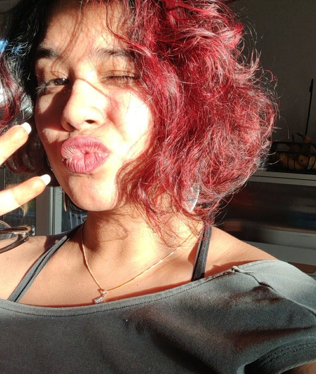 Zarvienne tweet media