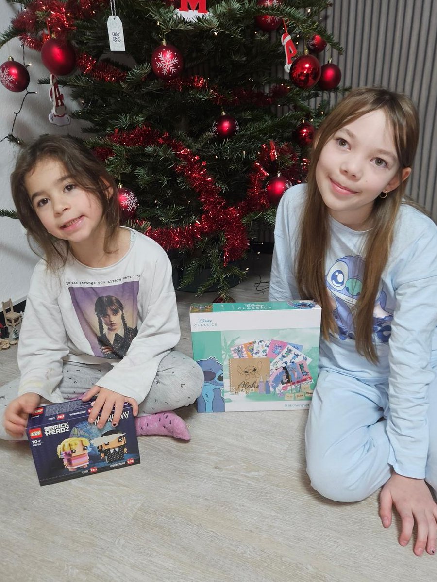 Die  deutschlandweite Aktion Weihnachtsmann dieses Jahr war wieder ein voller Erfolg! 
Mit leuchtenden Kinderaugen, Geschenken und viel Freude wurde der Zauber von Weihnachten spürbar.❤️
Nach Weihnachten ist vor Weihnachten, wir freuen uns jetzt schon auf die nächste