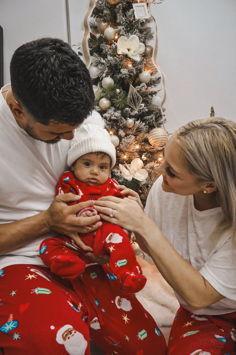 eplocomotivefc's tweet photo. Spending time with the people that matter most. 💙

Merry Christmas Locos!🎄🎅

#VamosLocos #VamosElPaso https://t.co/wqhYdABJIm