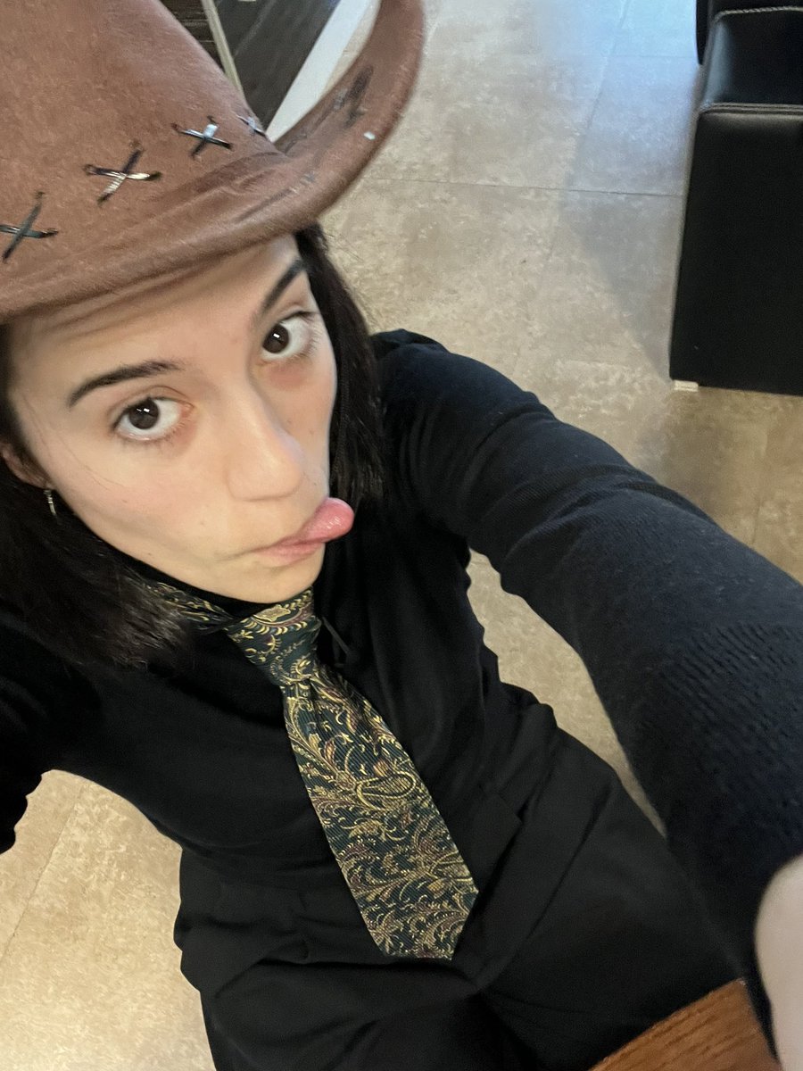 anabelhervas tweet media