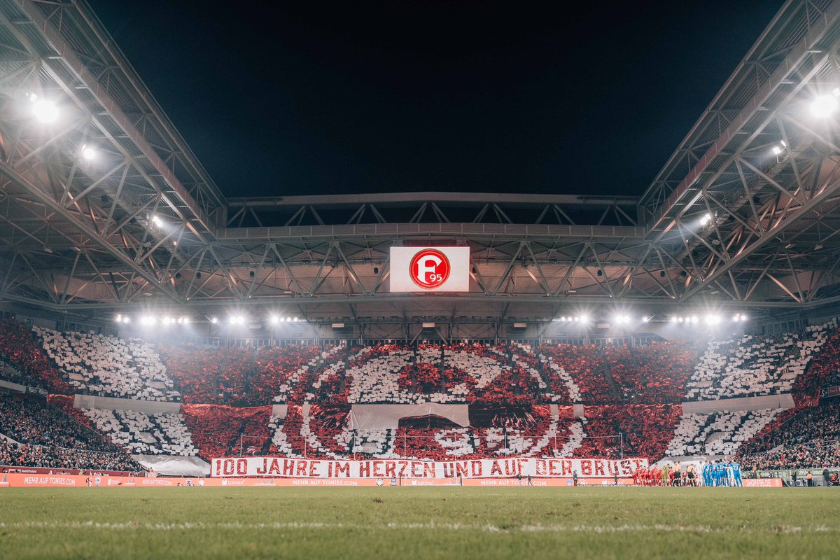 f95's tweet photo. 1️⃣0️⃣0️⃣
Happy Birthday, Fortuna-Logo 🙏🏻

#f95 | 🔴⚪️ https://t.co/3PRI8TBxrg