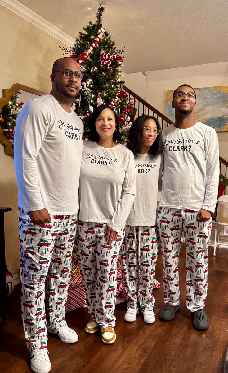 Tarrynce Robinson, Ed.D. (@tarrynce) on Twitter photo Merry Christmas from my family to yours. Merry Christmas from my family to yours.