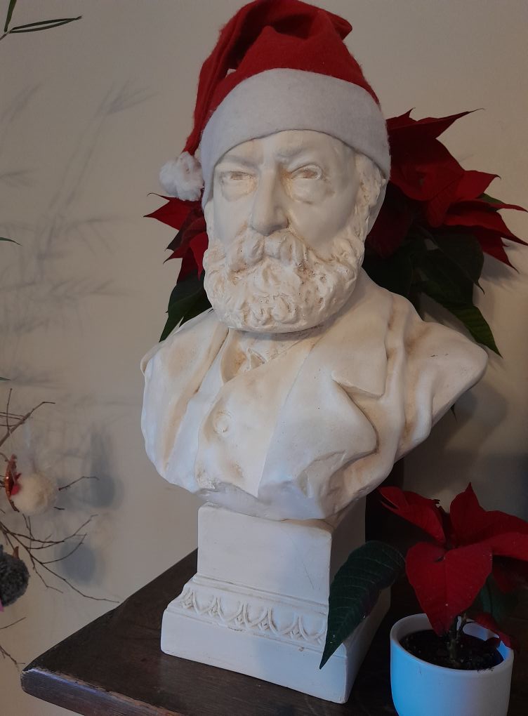 Laélia Véron tweet media