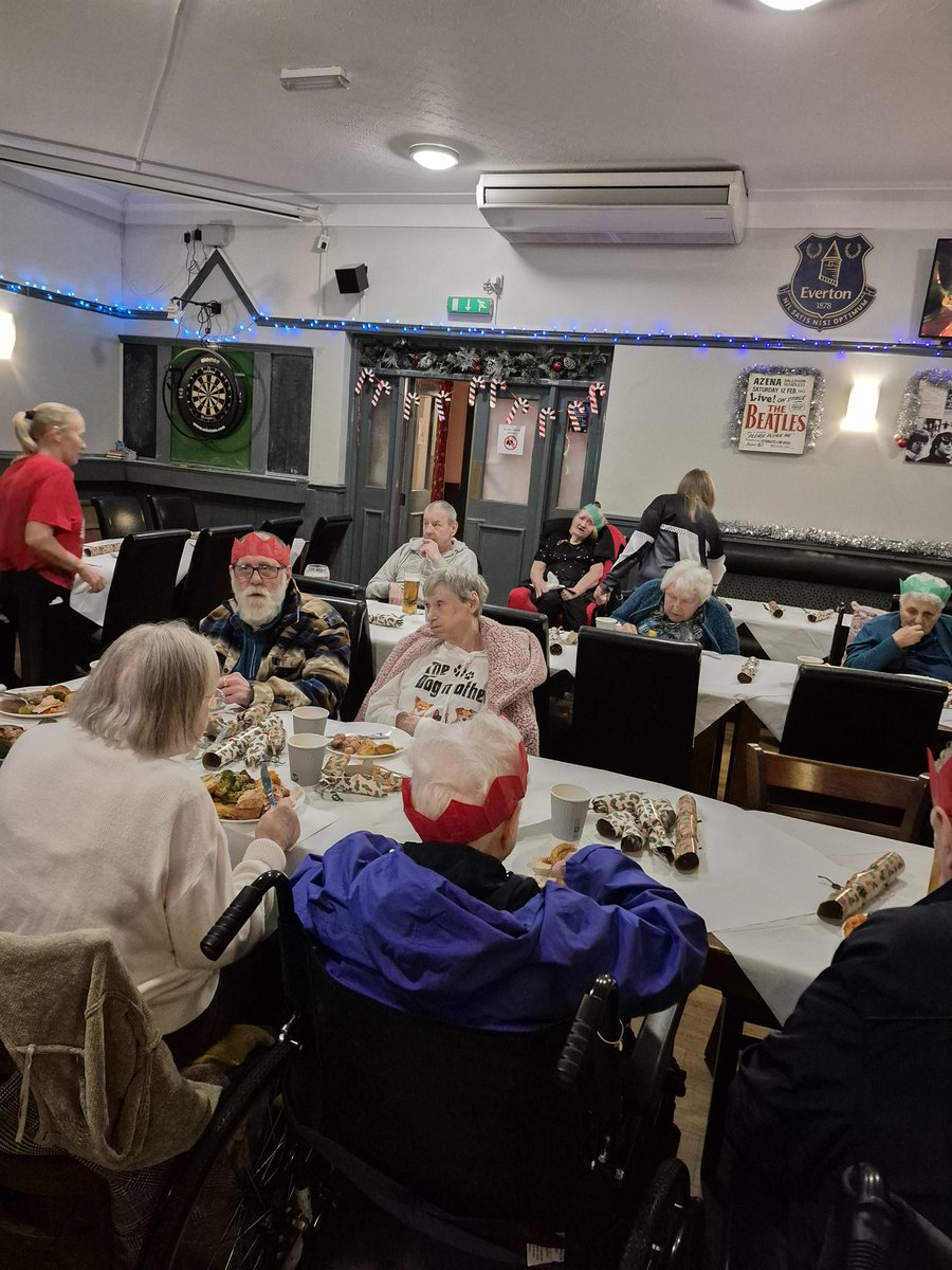 <a href="/FalconBlues1878/">Falcon Blues</a> <a href="/FalconBluesTV/">Falcon Blues TV</a> Fabulous day celebrating Christmas with the residents of Appleby Court. Well done everyone at the Falcon for putting on a great spread, especially Chris D. A huge thanks to <a href="/Matalan/">Matalan</a> for donating gifts 🎁