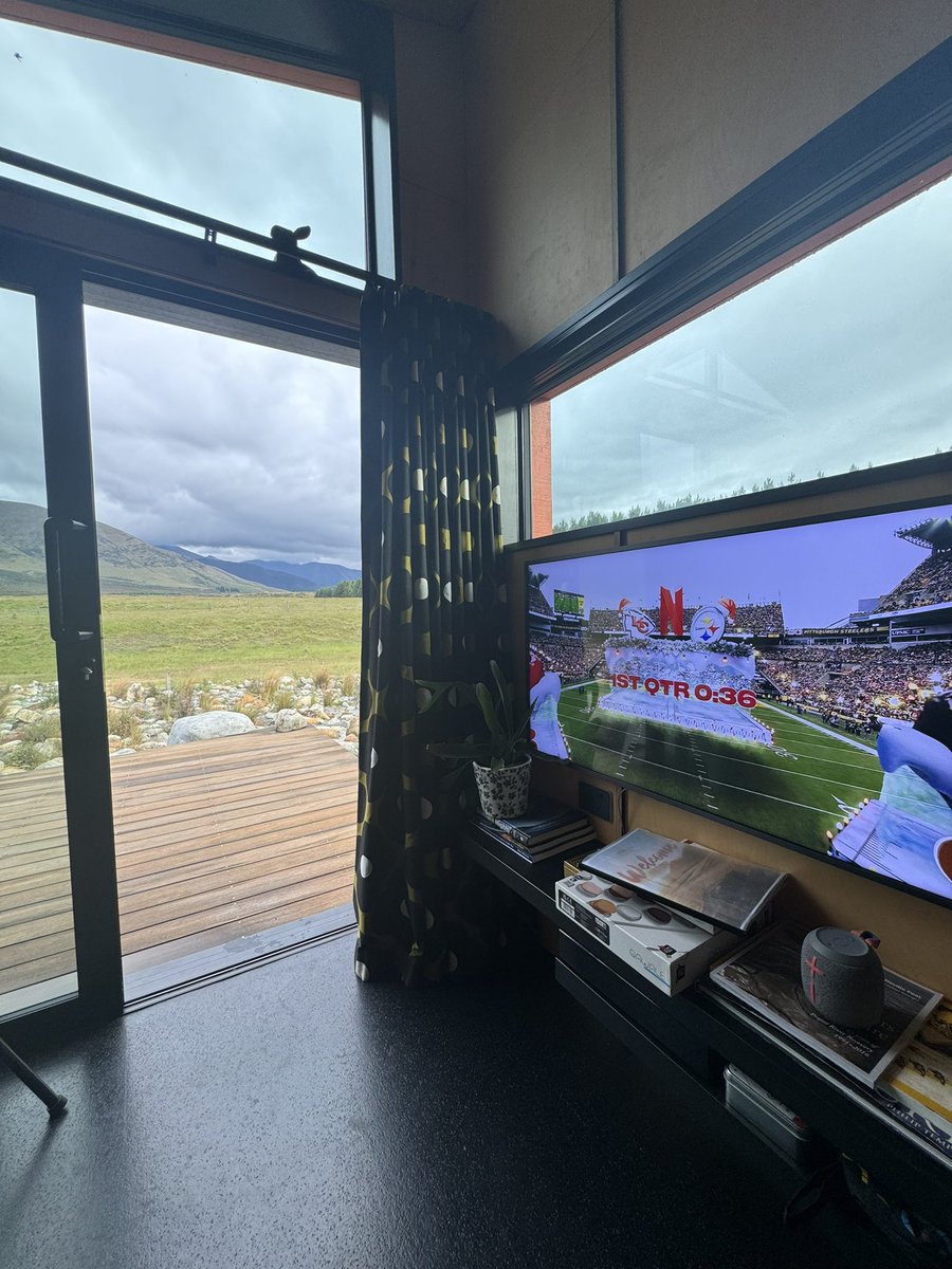 DrewG_4's tweet photo. #NFLonNetflix Twizel, New Zealand 🇳🇿 

Go Falcons! https://t.co/XeGwU0tDjT