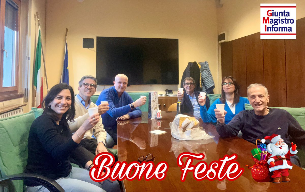 micanto68's tweet photo. I migliori auguri di Buone Feste 🎁🎅🎄 https://t.co/i8eISgvyN4