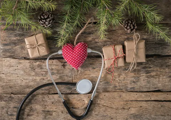 Wishing a Merry Christmas, Happy Hannukah, and other seasonal greetings to all the health workers and first responders toiling today -- and every other day of the year. Thank you. Merci.