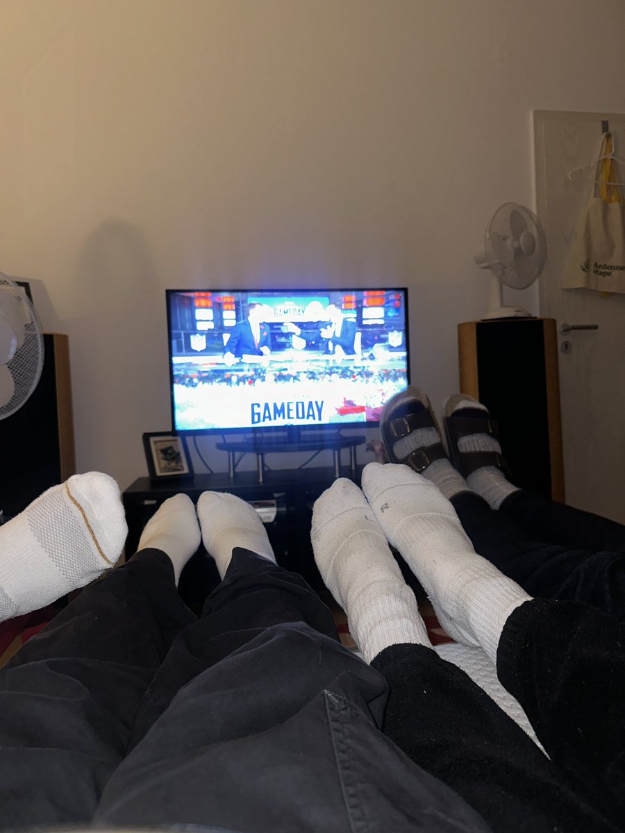 cleomatra (@cleomatra) on Twitter photo Getting cosy in Stuttgart, Germany! #NFLonNetflix <a href="/ScottHanson/">Scott Hanson</a> <a href="/drewbrees/">Drew Brees</a> Let’s go #KC ! 🎄❤️🏈 Getting cosy in Stuttgart, Germany! #NFLonNetflix <a href="/ScottHanson/">Scott Hanson</a> <a href="/drewbrees/">Drew Brees</a> Let’s go #KC ! 🎄❤️🏈