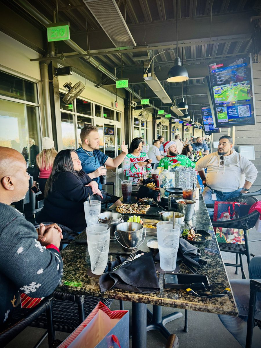 Saidy Santiago (@saidysantiago) on Twitter photo Happy Holidays from team All In🎁🎄
Great times were had! Grateful to work alongside of an amazing group of leaders.
#HolidayCheer #TeamAI <a href="/NTX_Market/">The NTX Market</a> Happy Holidays from team All In🎁🎄
Great times were had! Grateful to work alongside of an amazing group of leaders.
#HolidayCheer #TeamAI <a href="/NTX_Market/">The NTX Market</a>