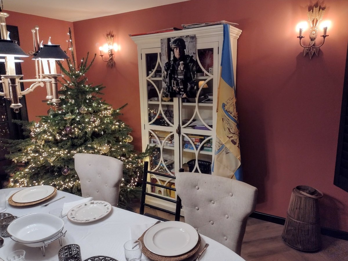 There is always room for an extra guest.
For Ukraine! For Victory!
Merry Christmas to all of you. 🔱👊