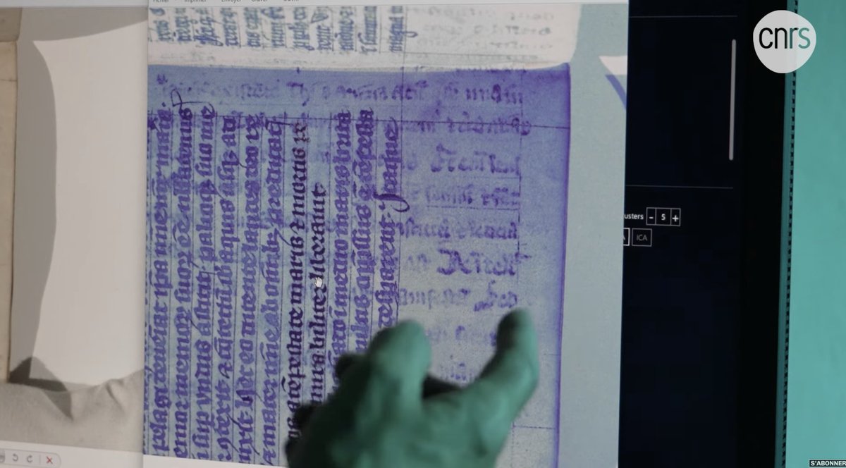 Alain Schuhl (@alainschuhl) on Twitter photo Prague : les encres cachées du Moyen Âge
lejournal.cnrs.fr/videos/prague-… L’imagerie multispectrale a permis de révéler des textes effacés depuis des siècles, dans des manuscrits médiévaux, au cœur de la Bibliothèque nationale de République tchèque.
<a href="/CNRSshs/">CNRS Sciences humaines & sociales</a> <a href="/CNRS/">CNRS 🌍</a> Prague : les encres cachées du Moyen Âge
lejournal.cnrs.fr/videos/prague-… L’imagerie multispectrale a permis de révéler des textes effacés depuis des siècles, dans des manuscrits médiévaux, au cœur de la Bibliothèque nationale de République tchèque.
<a href="/CNRSshs/">CNRS Sciences humaines & sociales</a> <a href="/CNRS/">CNRS 🌍</a>