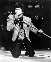 lyricallygames's tweet photo. Today in Music History: On Dec. 25, 2006, James Brown, the Godfather of Soul, passed away. Known for massive songs like I Got You (I Feel Good) and Papa’s Got a Brand New Bag, he redefined funk and soul music. #jamesbrown #lyricallygames https://t.co/GSw5YsiESZ