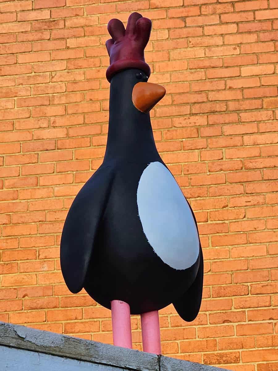 As a 50 year old man, I can barely express how happy I am to be seeing Feathers Mcgraw in Wallace &amp; Gromit again after 31 years. I have a 3D printed version of him on my garage too.
