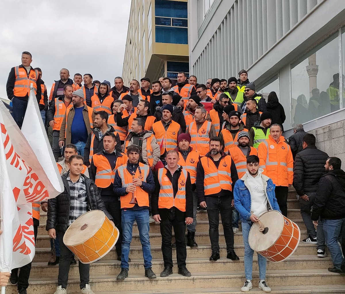 Seçim meydanlarında sözler verildi..

Tv lerde sözler verildi

Ancak  ➡️ TaşeronSözde Kaldı ⬅️

@BaskanHnm58
<a href="/tlnozr44/">Tülin Özer</a>