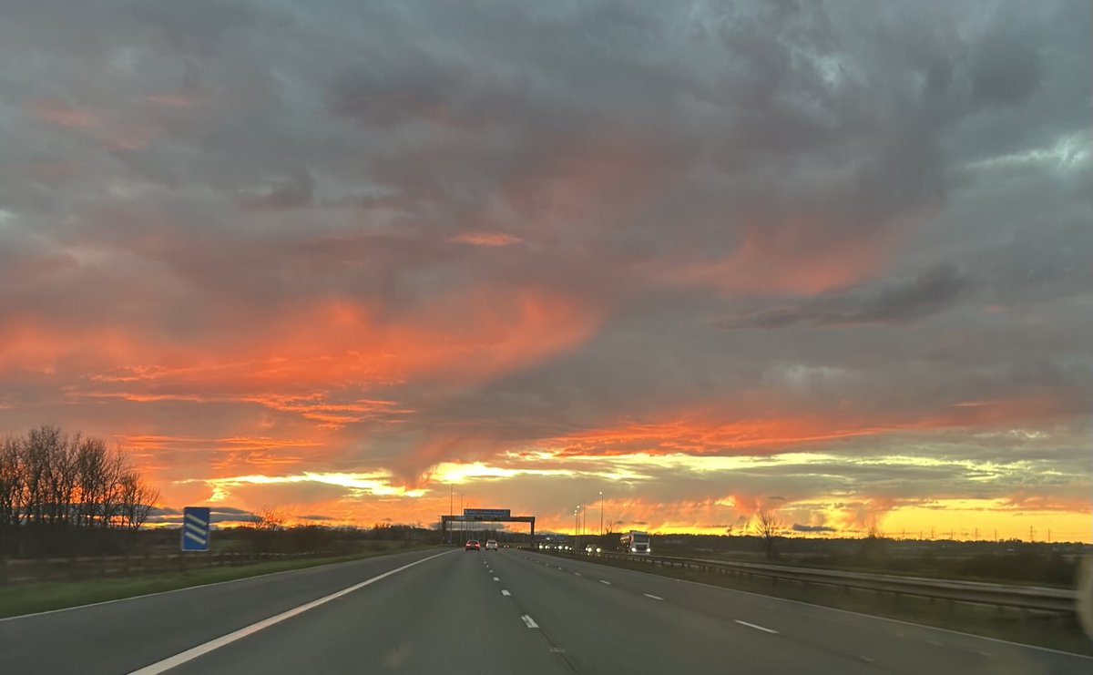 Amazing sunset on the drive to North Wales today. #sunset #christmas #drive