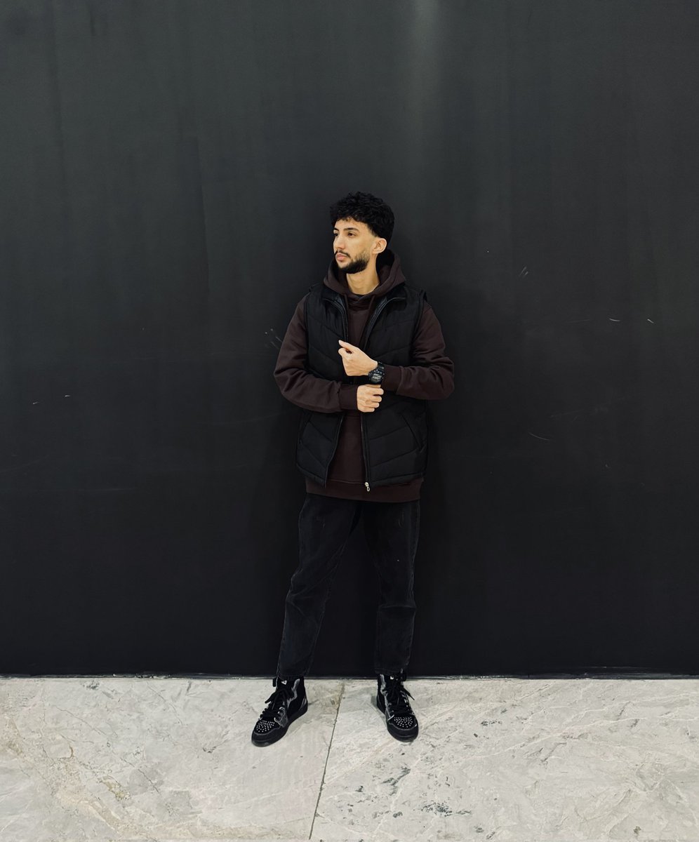 امیدوارم اینقدر قوی باشی که از پس دوست داشته نشدن بر بیای🫠🚶🏻