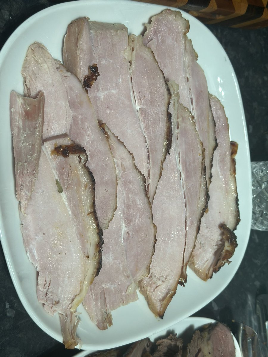 DWilliamBoyes's tweet photo. Christmas dinner has plenty of left overs again this year https://t.co/Pm4Ysc8KMT