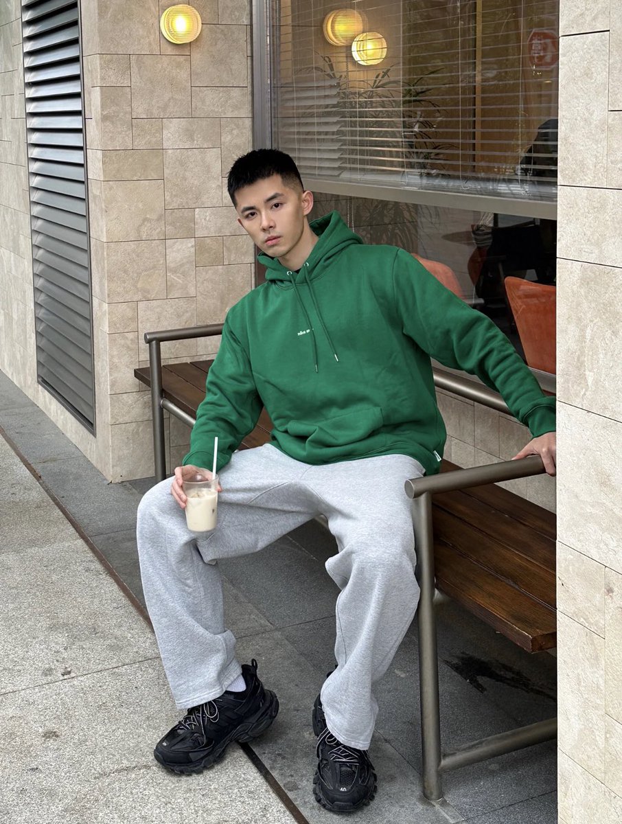 楽しいクリスマスはもう終わった。 これから来年の仕事の準備をしますʕ ᵔᴥᵔ ʔ