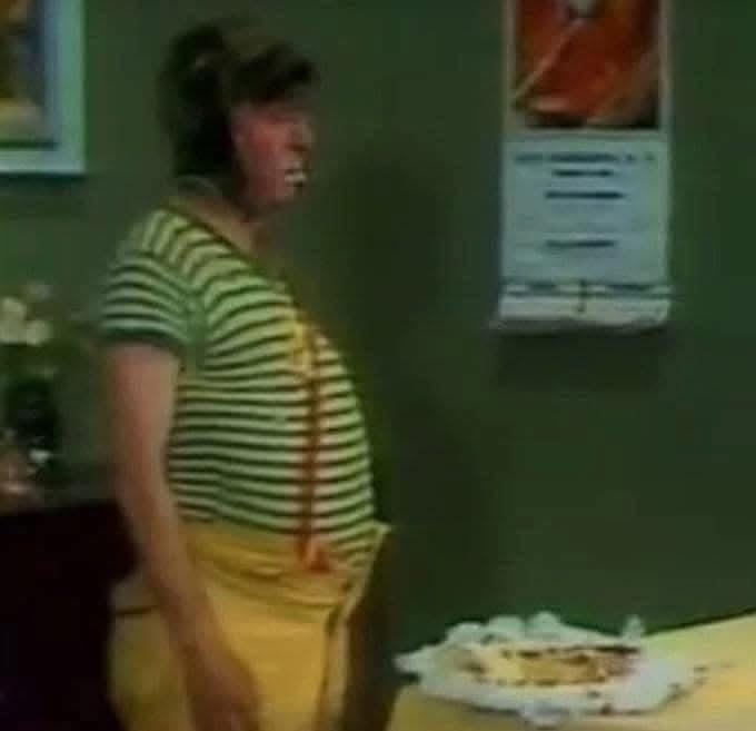 Yo todo inflamado después de la cena.